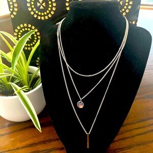 Like New 3 layer rose gold necklace